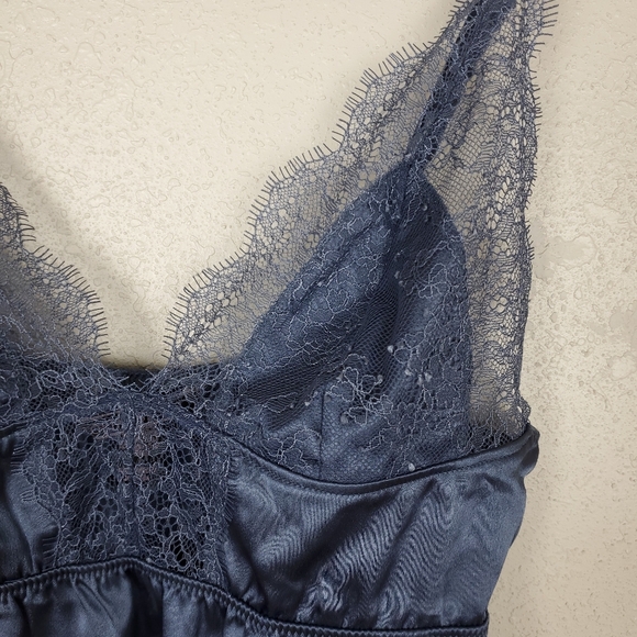 Victoria's Secret Cami Chemise Lace Size XS - Picture 3 of 5